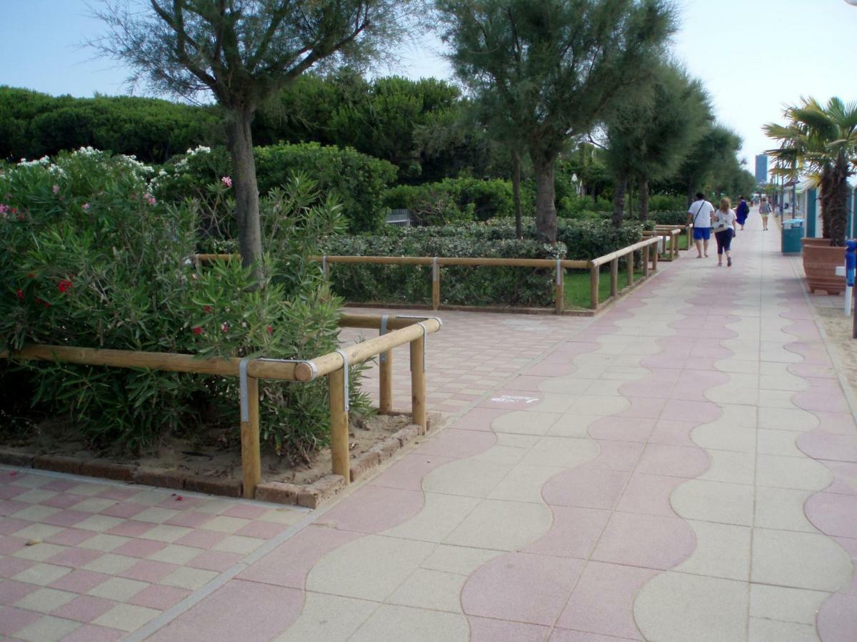 App4Rent - Villa Cristina 5 - Rinnovato Lido di Jesolo Exteriér fotografie